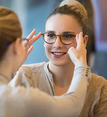 Rendez-vous chez votre opticien pour entretenir vos lunettes